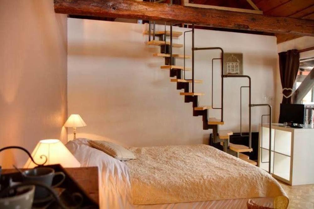 เลอ โดแมน เด ร็องปาร์ต Bed & Breakfast ซิลิสตาต์ ภายนอก รูปภาพ
